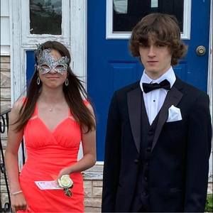 Meet your Posher, April